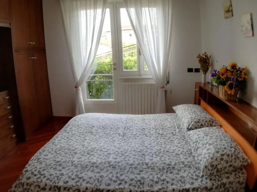Apartment Appartamento Sari Como Italy
